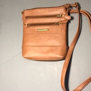 Crossbody Stone &Co